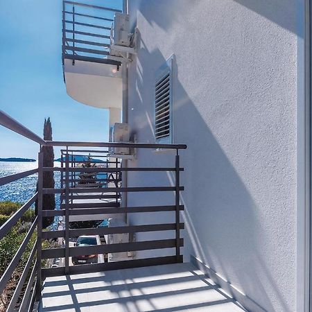 Cozy Apartment In Brodarica With Wifi Extérieur photo